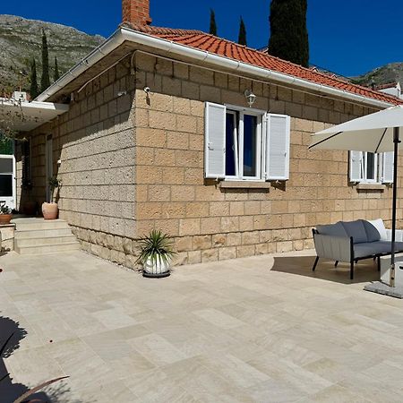 Holiday Home Lungo Mare มลินี ภายนอก รูปภาพ