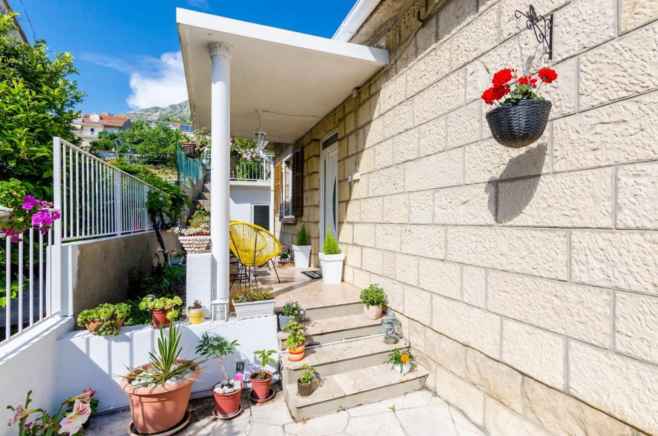 Holiday Home Lungo Mare มลินี ภายนอก รูปภาพ