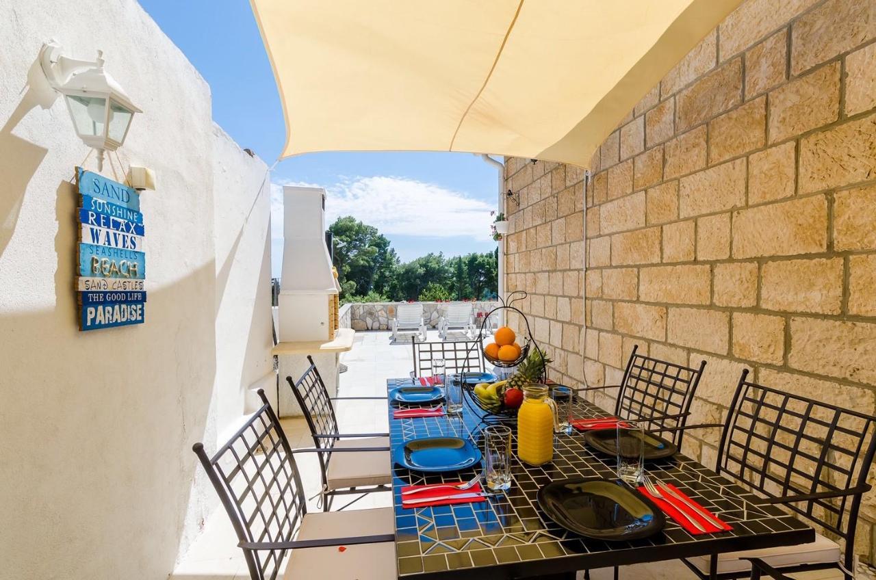 Holiday Home Lungo Mare มลินี ภายนอก รูปภาพ