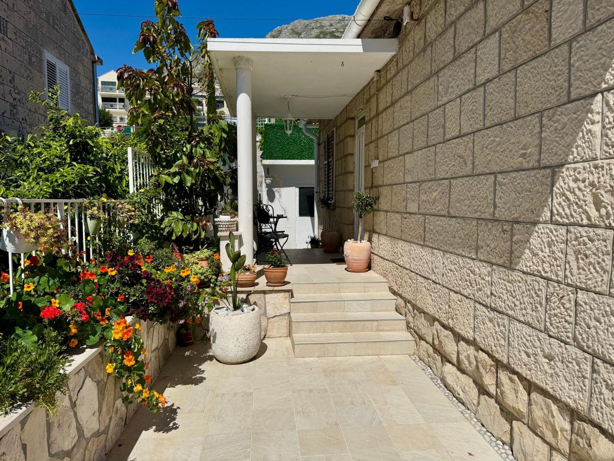Holiday Home Lungo Mare มลินี ภายนอก รูปภาพ