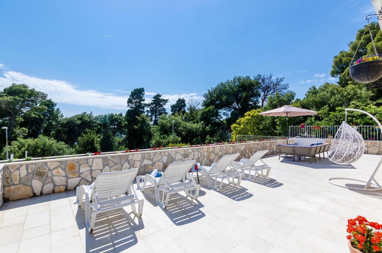 Holiday Home Lungo Mare มลินี ภายนอก รูปภาพ