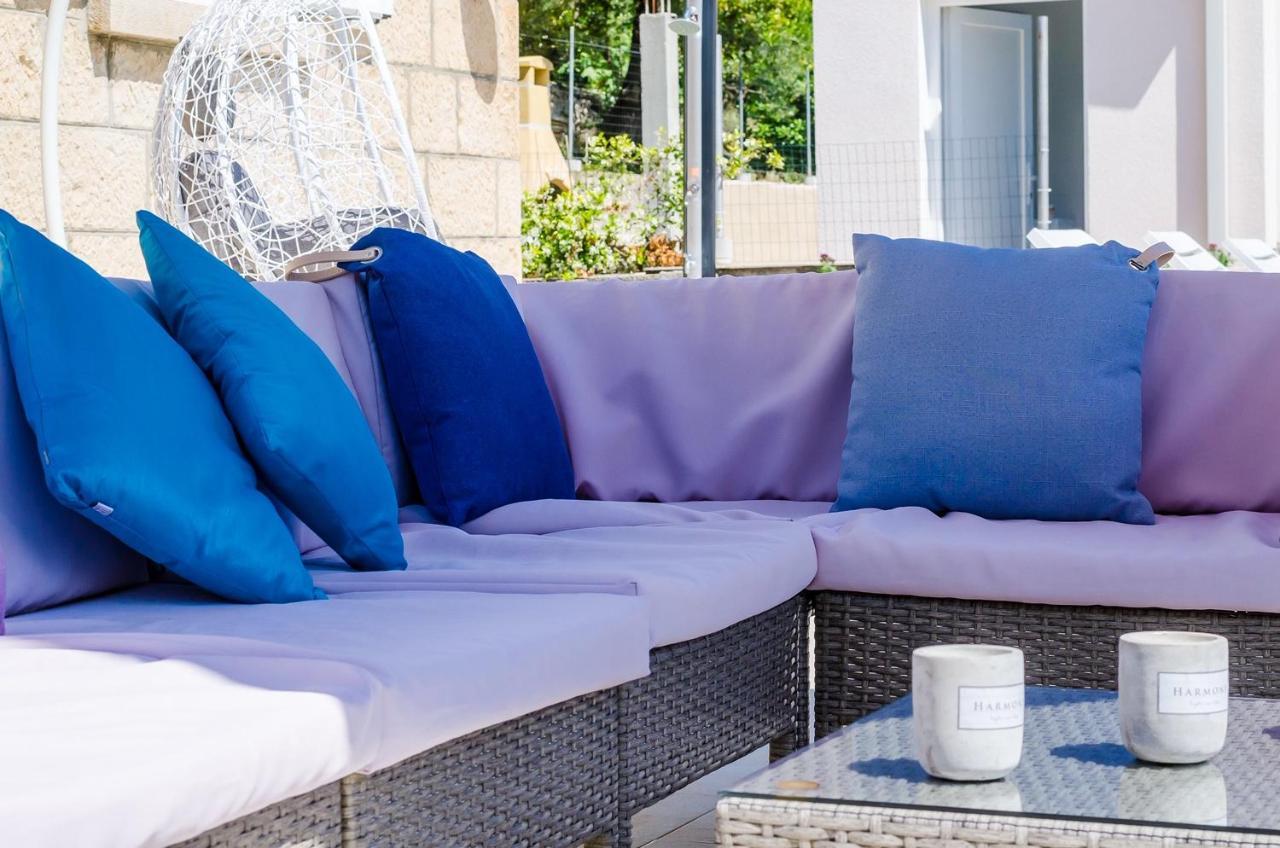 Holiday Home Lungo Mare มลินี ภายนอก รูปภาพ